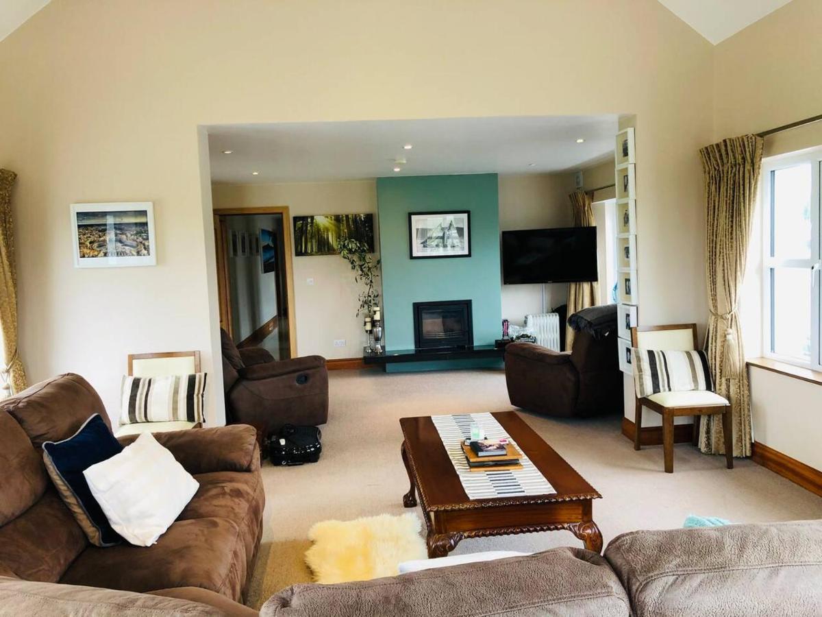 Connemara. 3 Bedroom, 8 Bed, Holiday Home Galway Ngoại thất bức ảnh