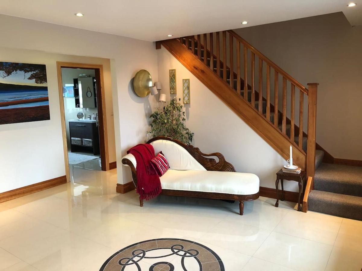 Connemara. 3 Bedroom, 8 Bed, Holiday Home Galway Ngoại thất bức ảnh