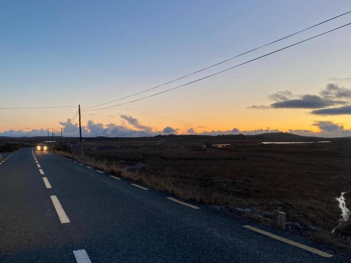 Connemara. 3 Bedroom, 8 Bed, Holiday Home Galway Ngoại thất bức ảnh