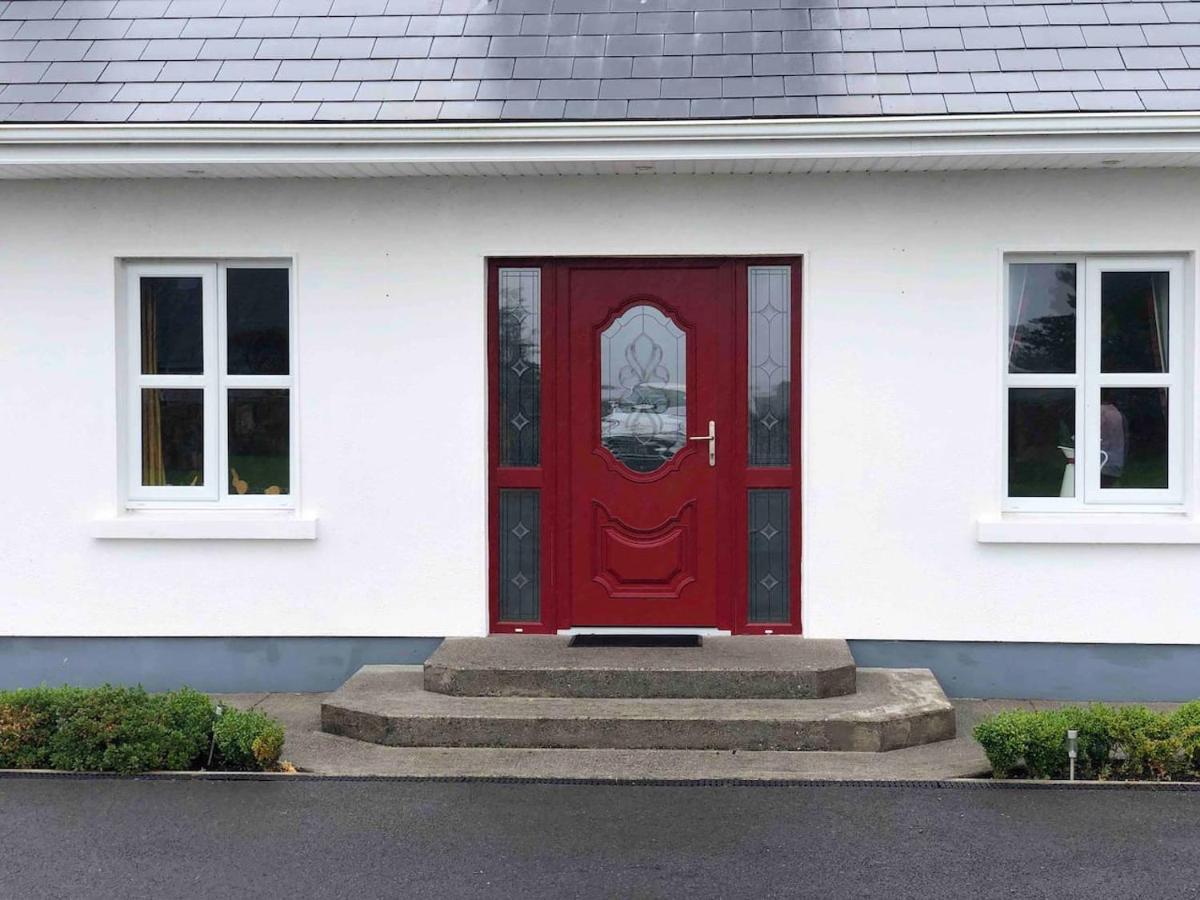 Connemara. 3 Bedroom, 8 Bed, Holiday Home Galway Ngoại thất bức ảnh