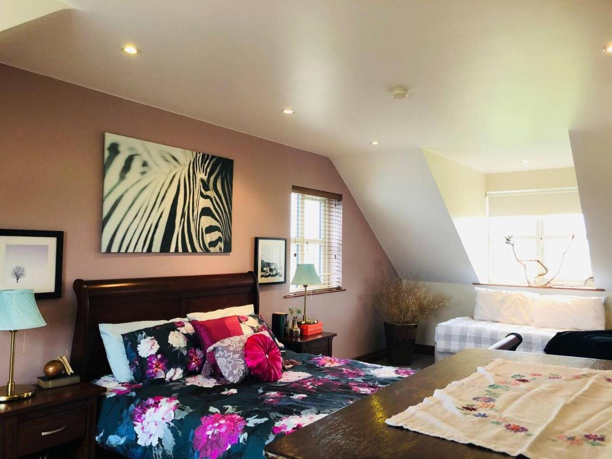Connemara. 3 Bedroom, 8 Bed, Holiday Home Galway Ngoại thất bức ảnh